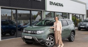 100,000th UK Dacia Duster customer