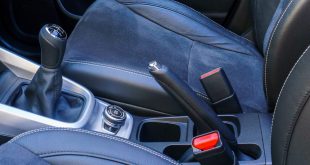 Traditional manual handbrake